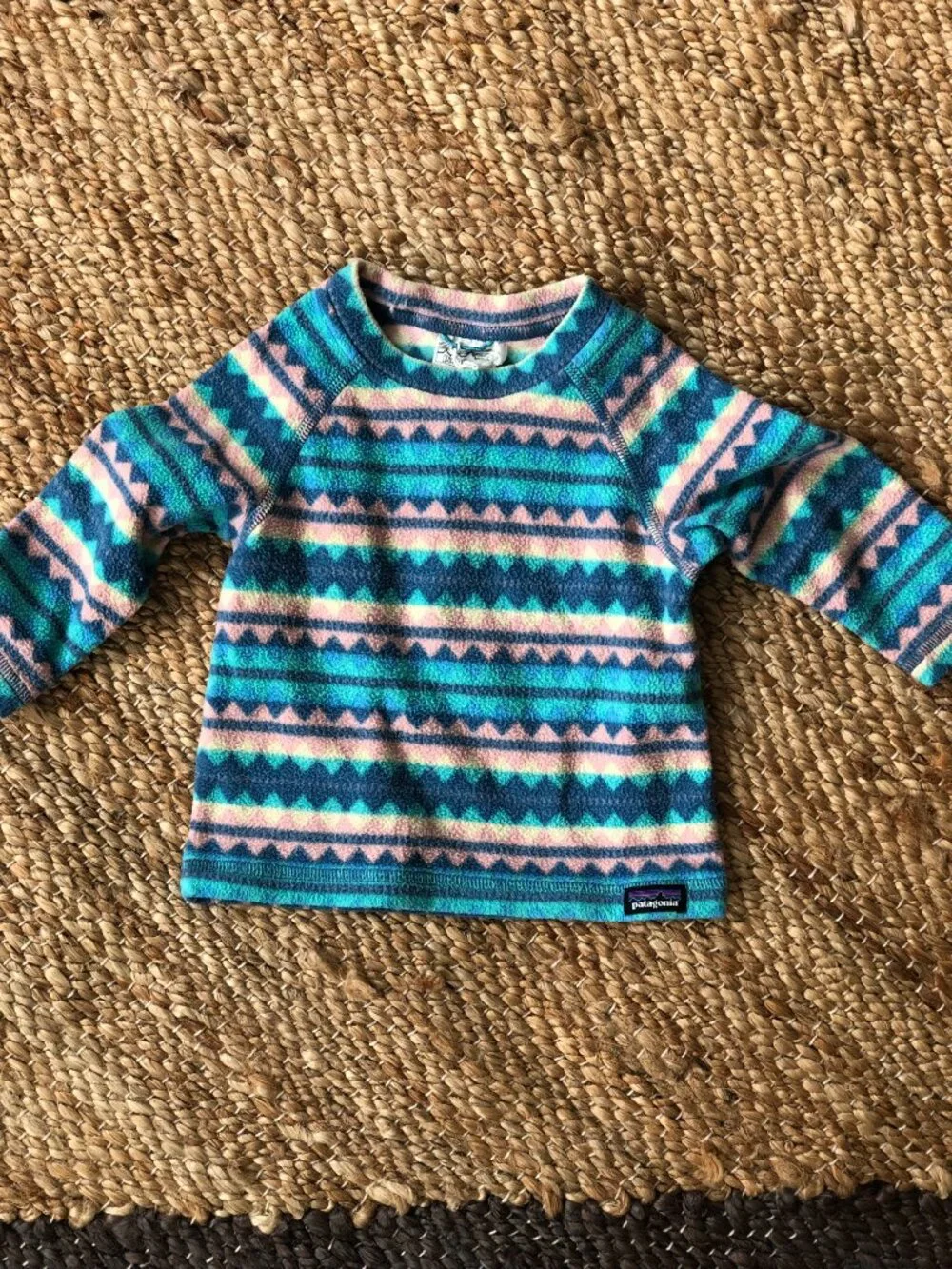 Patagonia Baby 6-12M Fleece Top & Pants Set Geometric Print
